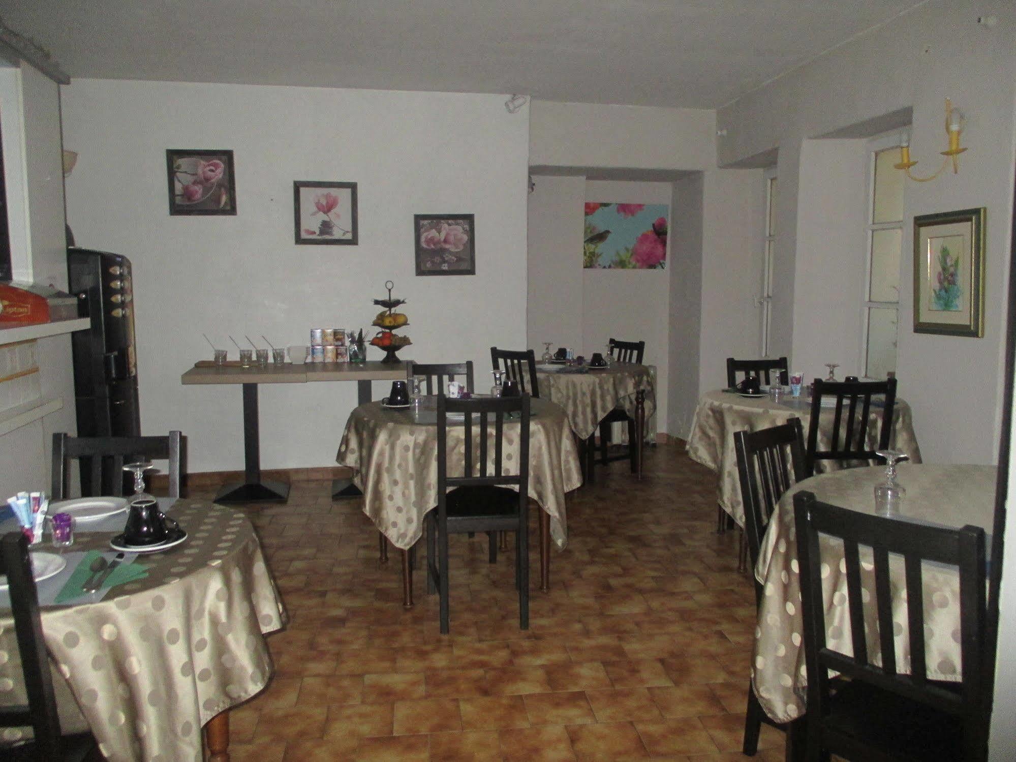 Hotel Saint Florent Orange  Luaran gambar