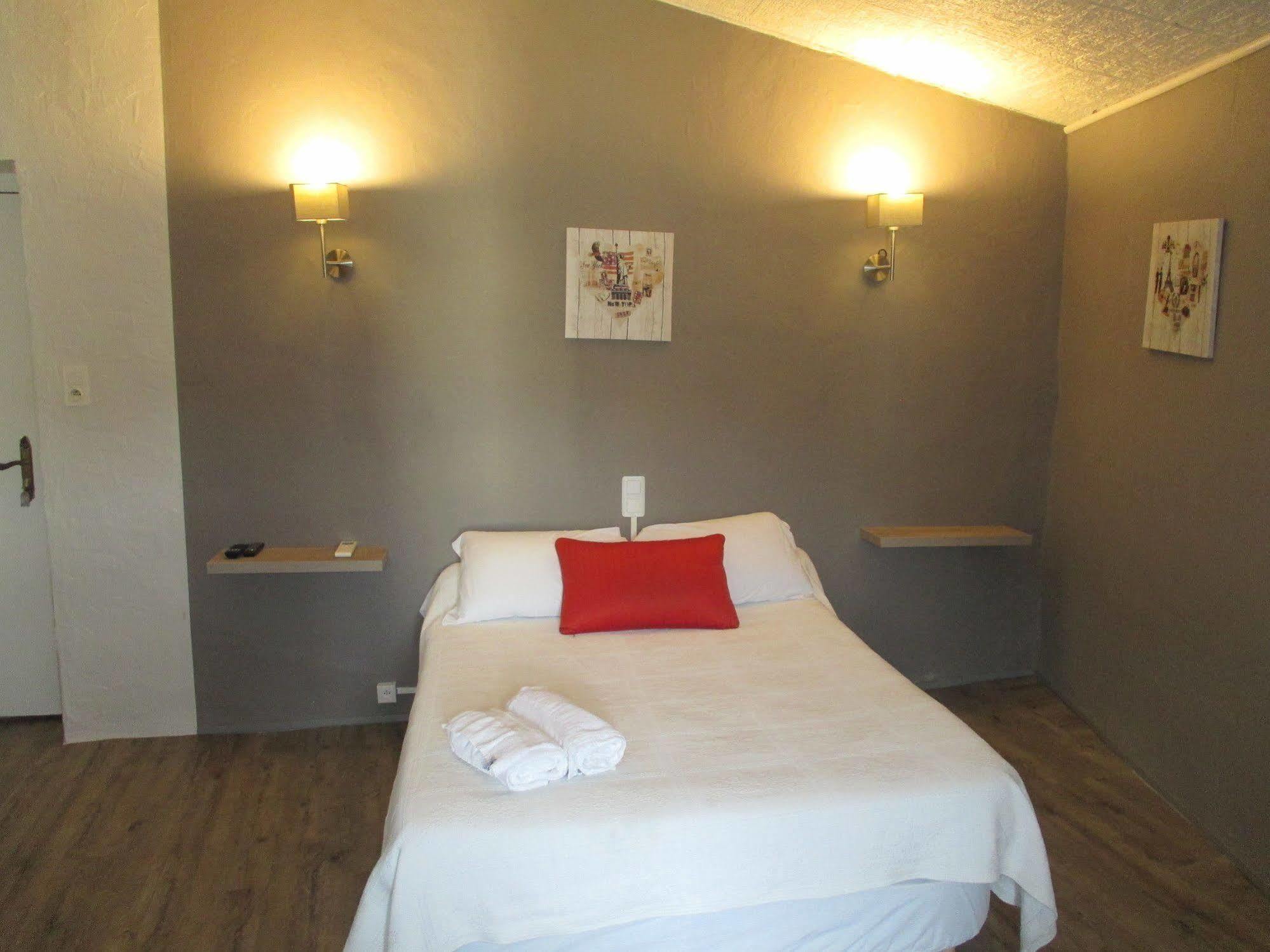 Hotel Saint Florent Orange  Luaran gambar