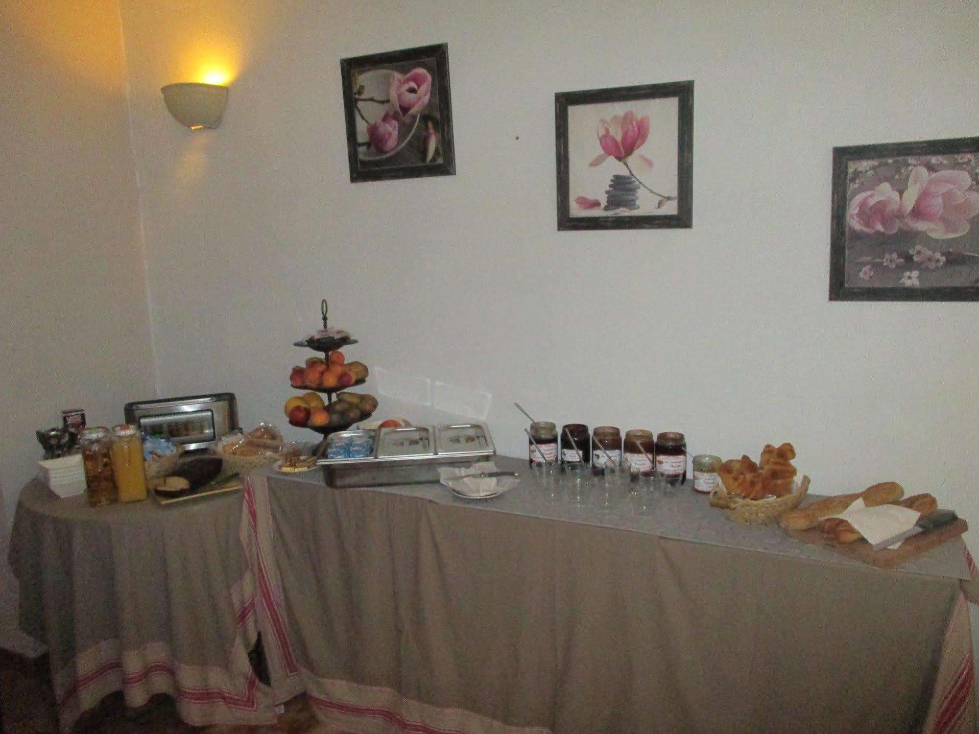 Hotel Saint Florent Orange  Luaran gambar